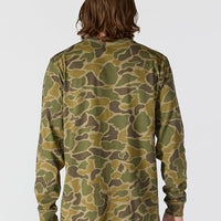 Carhartt 107043 Men's Relaxed Fit Heavyweight Long-Sleeve Pocket Camo Logo Graphic T-Shirt